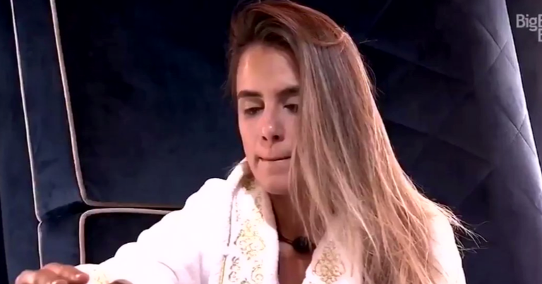 Reencontro de Carol Peixinho e Isabella rende gritaria nos bastidores da final do BBB19