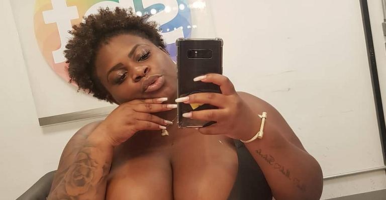 Jojo Todynho faz revelação impactante sobre recuperação de cirurgia nos seios: ”Nunca mais”