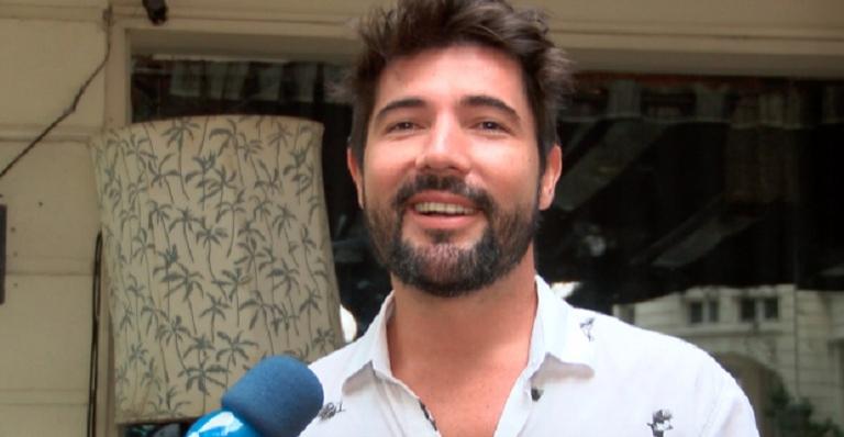 Sandro Pedroso quebra o silêncio e desabafa sobre ausência de Leonardo em seu casamento