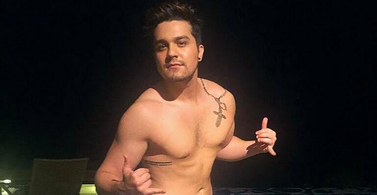 Luxuoso! Luan Santana posa ao lado de carro raro no Brasil que custa mais de R$ 1 milhão