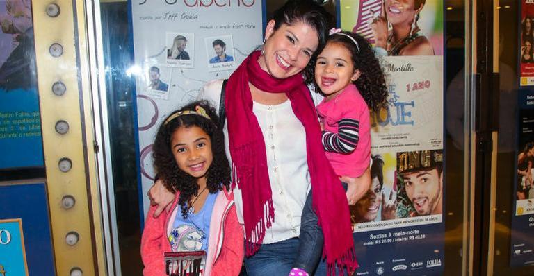 ”Algum produtor de elenco?”, brinca Samara Felippo, após filmar manha de filha