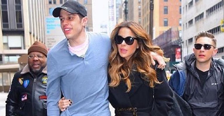 Após alguns meses de namoro, Pete Davidson e Kate Beckinsale dão fim ao relacionamento