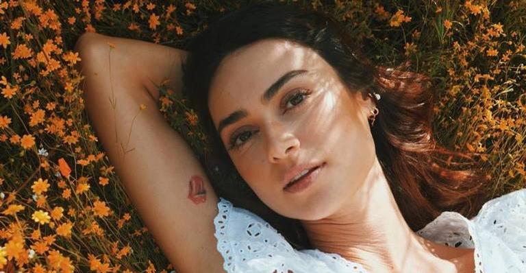 Thaila Ayala compartilha foto inédita ao lado da irmã e emociona: ”Tinha tudo para dar errado”