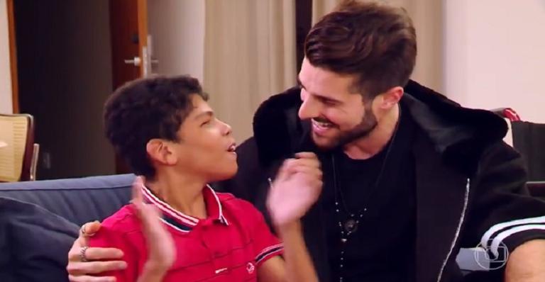 Alok surpreende a todos após atitude honrosa com fã deficiente visual