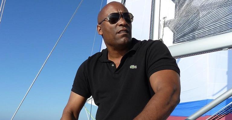 Diretor de ‘+Velozes +Furiosos’ é internado após derrame e família desliga aparelhos