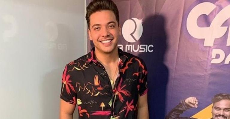Wesley Safadão será o próximo apresentador do ‘Só Toca Top’ ao lado de Lucy Alves e comemora