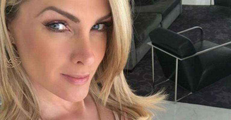 Fã ironiza novo perseguidor de Ana Hickmann e apresentadora rebate