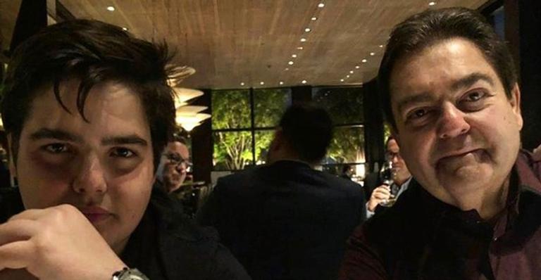 Filho de Faustão parabeniza o apresentador no aniversário de 69 anos