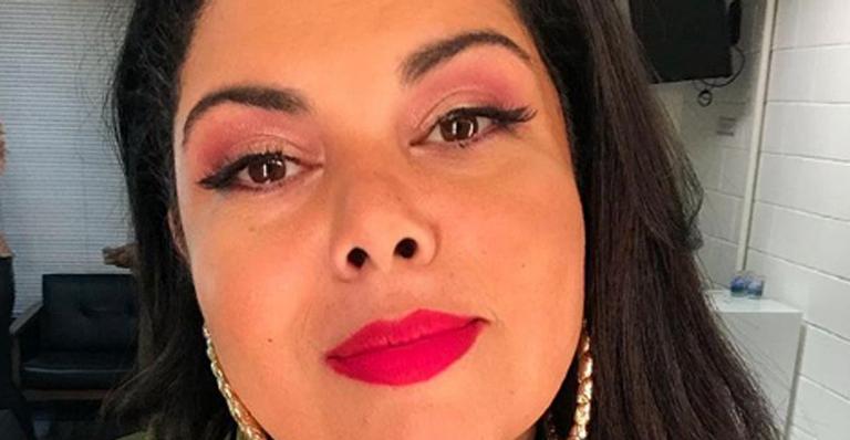 Fabiana Karla posa de biquíni e reflete: ”Sou grata”