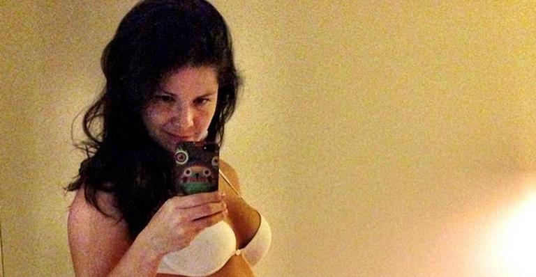 Samara Felippo se pronuncia após polêmica sobre maternidade e agita a web