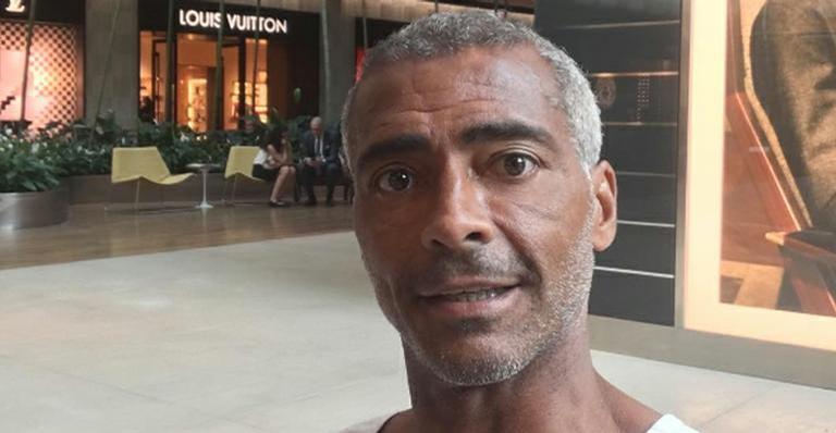 Romário é flagrado com morena misteriosa em dia de praia no Rio de Janeiro