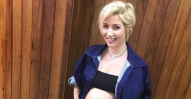 Grávida, Luiza Possi publica foto da barriga e recebe conselho de Ana Maria Braga