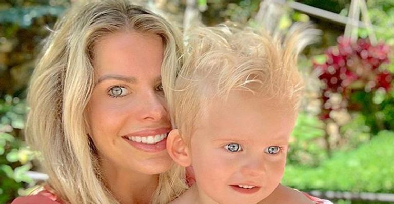 Karina Bacchi posta registro fofo com Enrico e encanta a web