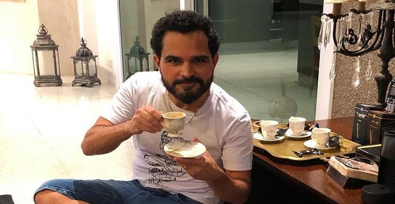 Luciano Camargo desabafa após primeiro processo da polêmica com sua ex-mulher: ”Justo”