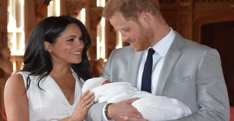 Família real sem querer apresenta Archie como filho de Kate Middleton e príncipe William