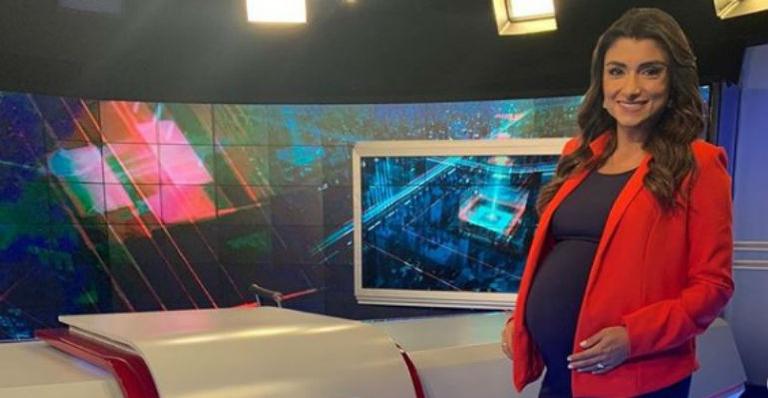 Grávida, apresentadora do SBT pega pesado no crossfit e preocupa fãs
