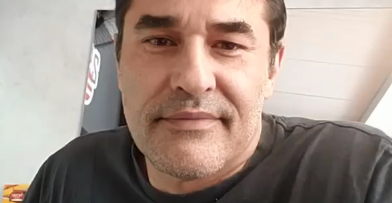 Luciano Szafir homenageia Xuxa no Dia das Mães