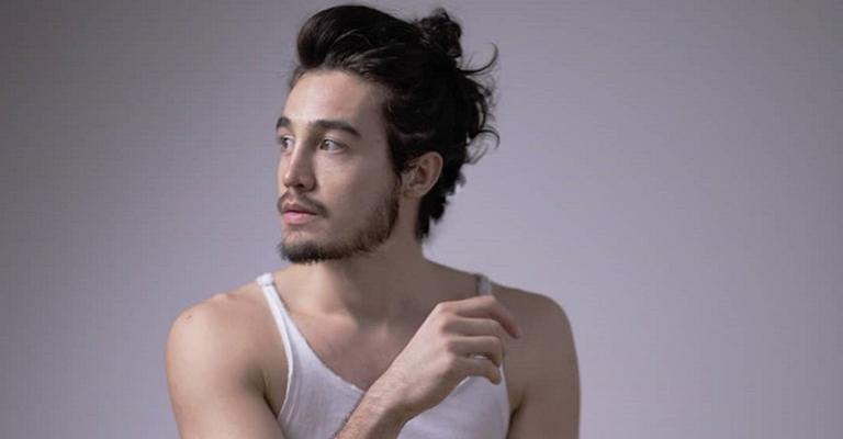 Tiago Iorc marca a volta do Acústico MTV