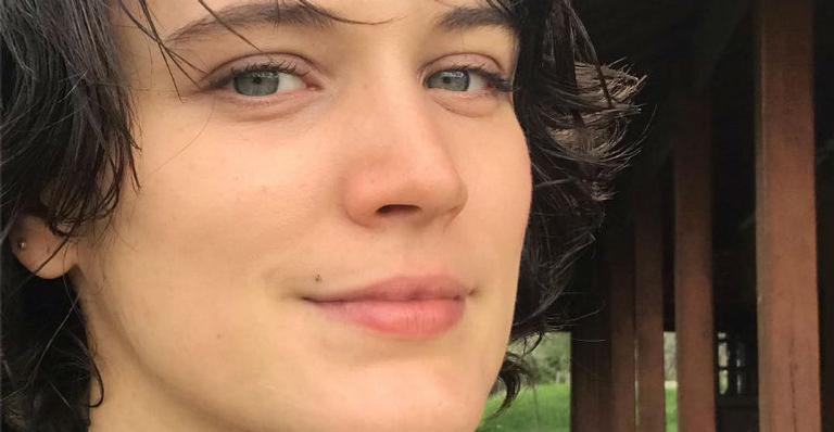 Bianca Bin posta rara foto ao lado de Sergio Guizé e se declara