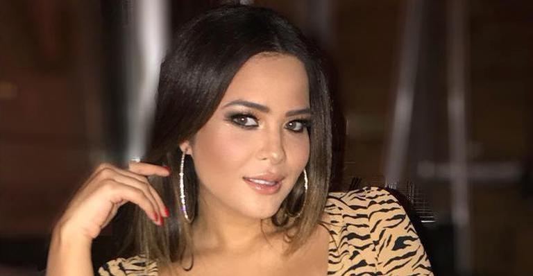 Geisy Arruda choca ao usar filtro masculino e dispara: ”Igual as travestis”