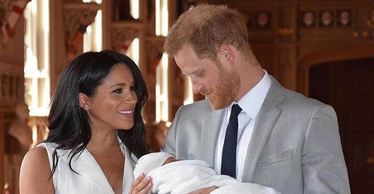 Certidão de nascimento do filho de Harry e Meghan é divulgada e detalhes vêm à tona