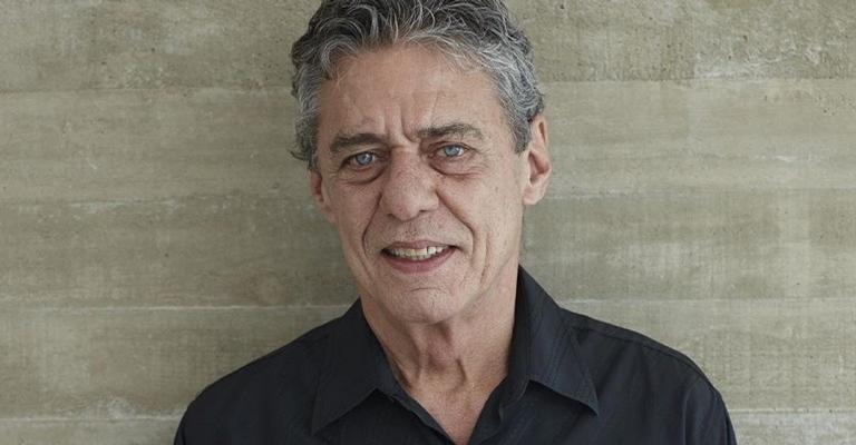 Chico Buarque vence prêmio importante de literatura internacional