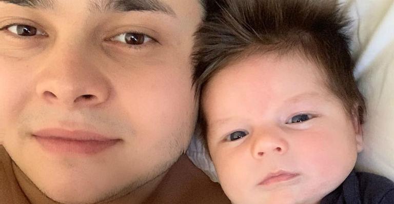 Matheus, da dupla com Kauan, encanta com novas fotos do filho caçula