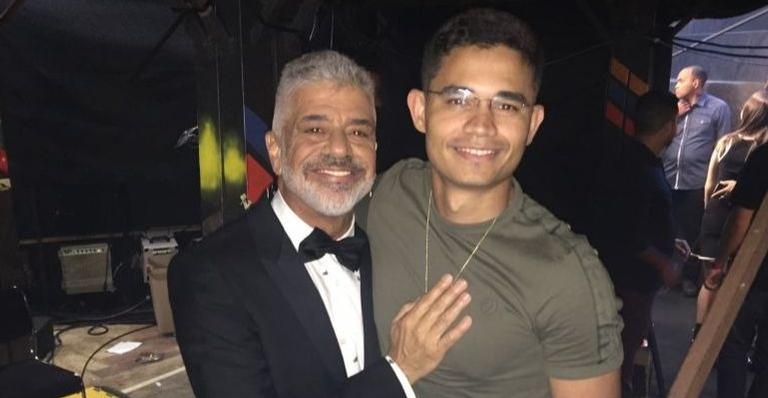Lulu Santos conta história e ‘passo a passo’ da relação com marido em novo disco