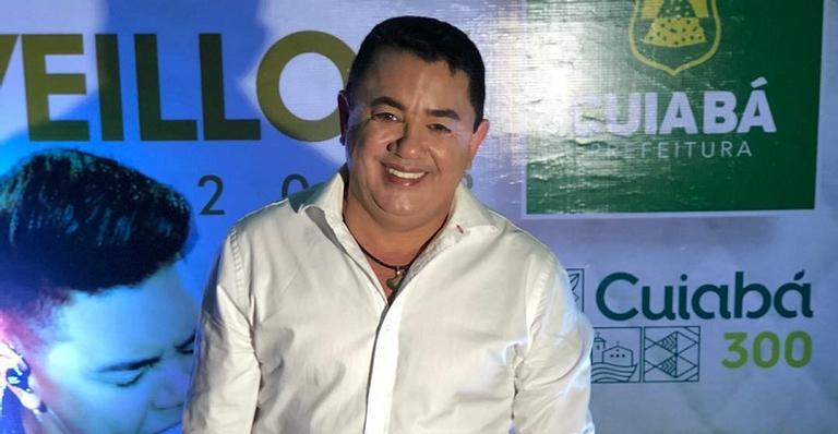 Pai de Cristiano Araújo lamenta morte do filho e desabafa sobre saudades