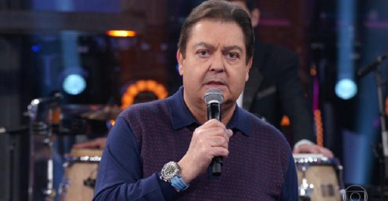 Faustão alfineta governo Bolsonaro ao vivo e Lulu Santos deixa sua opinião