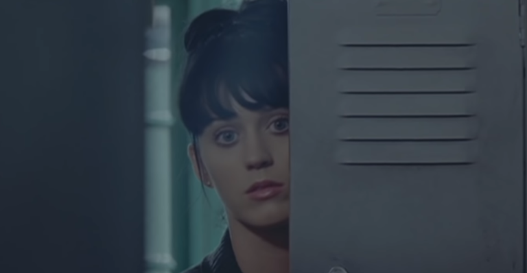 Tudo indica que nova música de Katy Perry é uma continuação de ‘Teenage Dream’