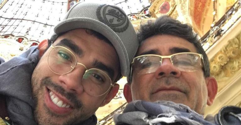 Pai de Gabriel Diniz faz comovente homenagem ao filho: ”Minha joia partiu, meu corpo dilacerou”