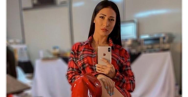 Simaria coloca mansão gigante à venda por preço milionário