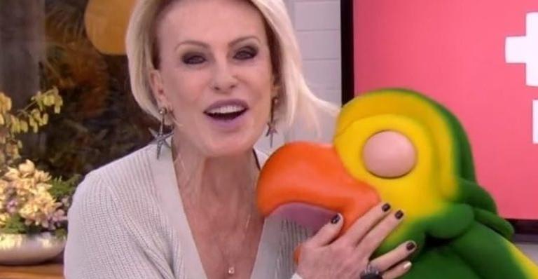 Louro José quase solta palavrão ao vivo e assusta Ana Maria: “Não, Louro!”