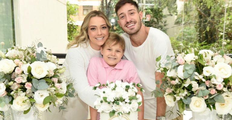 Carol Dantas e Vinicius Martinez se casam em cerimônia íntima em São Paulo
