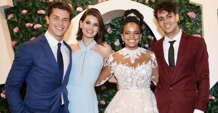 Jeniffer Nascimento e Jean Amorim se casam na presença de famosos