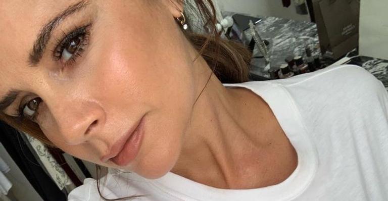 Fora das Spice Girls, Victoria Beckham posta foto rara ao lado da família e arranca suspiros dos fãs