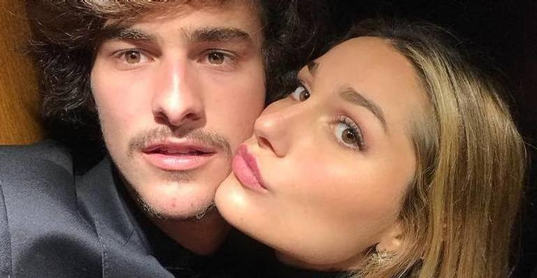 Apaixonado, Bruno Montaleone se declara para Sasha: ”Minha felicidade”
