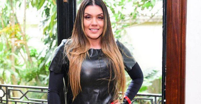 Filho gato de Simony completa 18 anos e se transforma em funkeiro