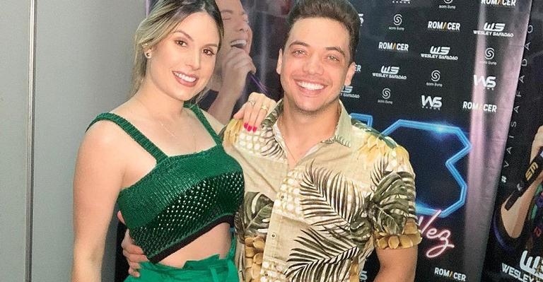 Thyane Dantas, mulher de Wesley Safadão, usa calça do cantor e admite: ”Invadi o closet”