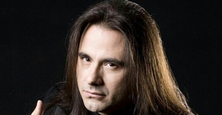 Morre aos 47 anos ex-vocalista da banda Angra