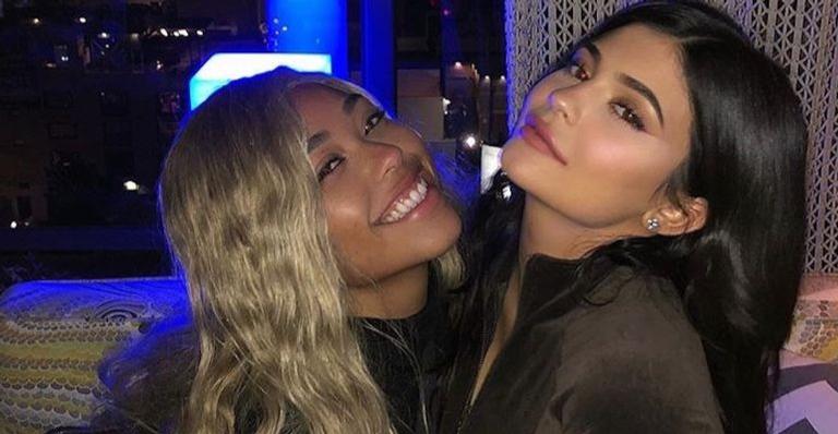 Saiba os detalhes do encontro de Kylie Jenner e Jordyn Woods em festa de amiga