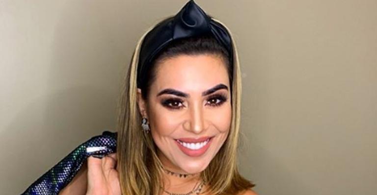 Naiara Azevedo revela dicas para as solteiras: ”Dança até o chão”