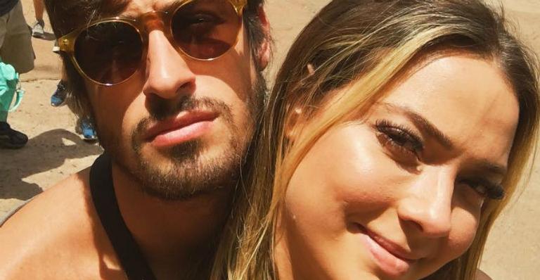 Vinicius Martinez faz comovente declaração para a esposa, Carol Dantas: ”Uma mulher incrível”