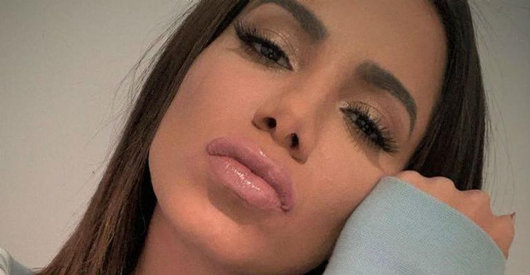 Anitta abre o jogo e fala tudo sobre boatos de gravidez de Pedro Scooby