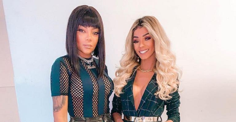 Ludmilla e namorada combinam look no Dia dos Namorados e posam agarradinhas: ”Te amo”