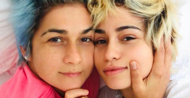 Nanda Costa relata como se sentiu ao assumir publicamente relação com Lan Lahn: ”Medo”