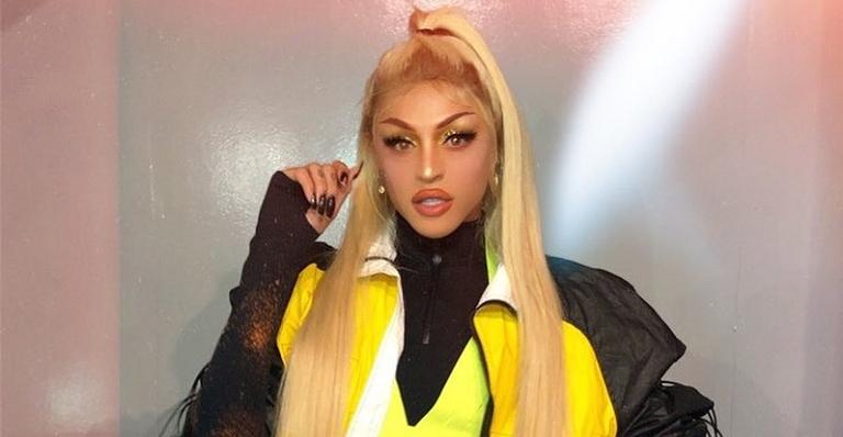 Pabllo Vittar abusa da sensualidade e coloca corpão para jogo: ”Como pode isso?”