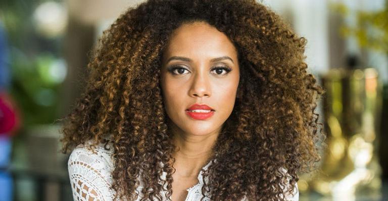 Taís Araujo exibe irmã e faz declaração emocionante: ”Nossas diferenças é que nos somam”