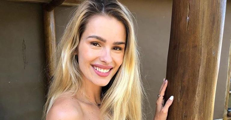 Yasmin Brunet exibe corpo sarado em foto de biquíni e é elogiada na web